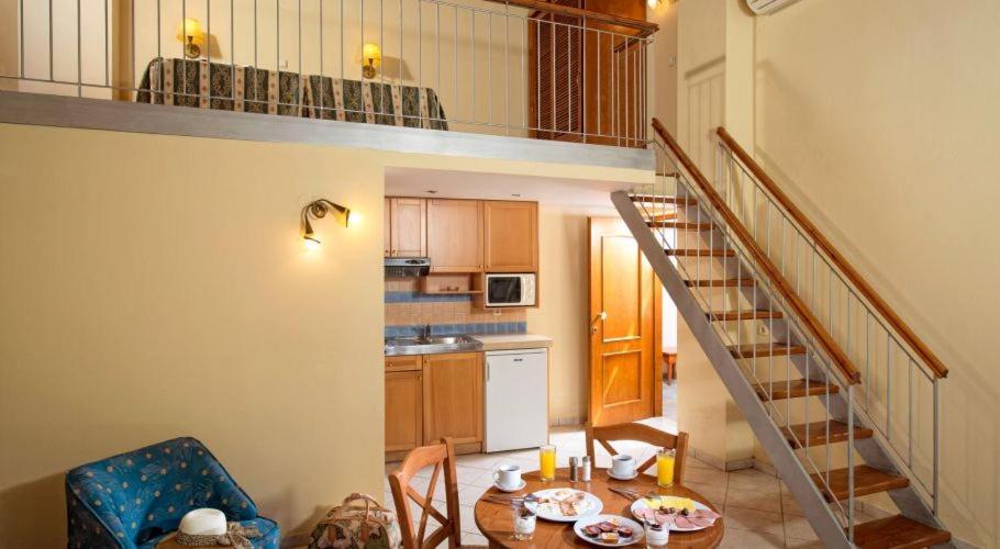 Eleni Beach Apartment Stalida Bagian luar foto